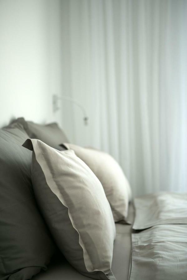 Holiday Home Olive Exclusive - 8 People, Heated Pool, Okrug Gornji, Sea View 特罗吉尔 外观 照片
